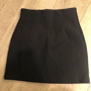 High waisted black Zara skirt never worn XS